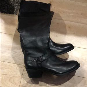 Umberto Raffini Karla Boot